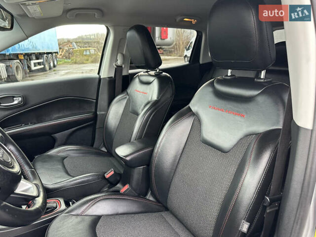 Серый Джип Компас, объемом двигателя 2.36 л и пробегом 181 тыс. км за 16500 $, фото 7 на Automoto.ua