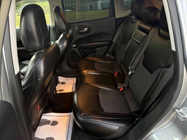 Серый Джип Компас, объемом двигателя 2.4 л и пробегом 38 тыс. км за 10000 $, фото 11 на Automoto.ua