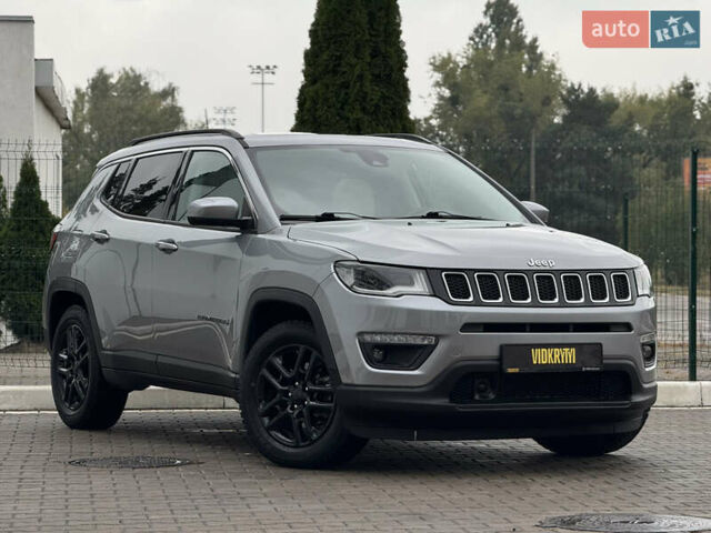 Серый Джип Компас, объемом двигателя 2.4 л и пробегом 130 тыс. км за 16950 $, фото 4 на Automoto.ua
