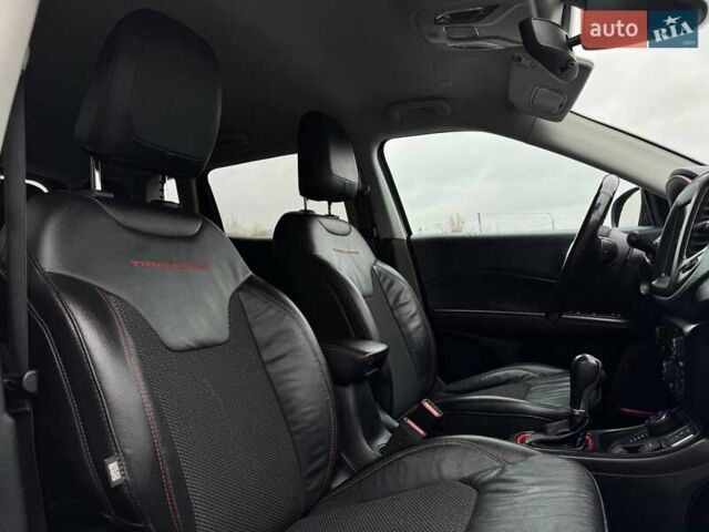 Сірий Джип Compass, об'ємом двигуна 2.36 л та пробігом 199 тис. км за 13900 $, фото 53 на Automoto.ua