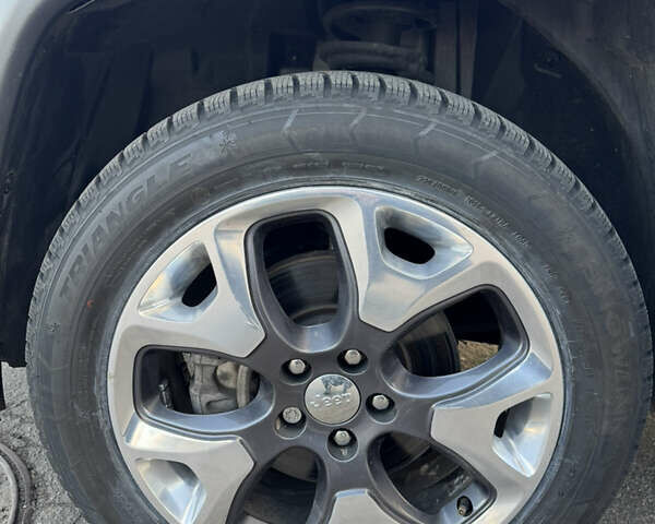 Сірий Джип Compass, об'ємом двигуна 2.36 л та пробігом 78 тис. км за 16700 $, фото 20 на Automoto.ua