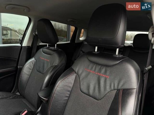 Сірий Джип Compass, об'ємом двигуна 2.36 л та пробігом 199 тис. км за 13900 $, фото 24 на Automoto.ua