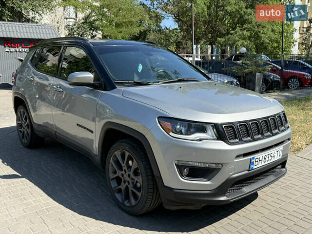 Серый Джип Компас, объемом двигателя 2.36 л и пробегом 80 тыс. км за 17500 $, фото 3 на Automoto.ua