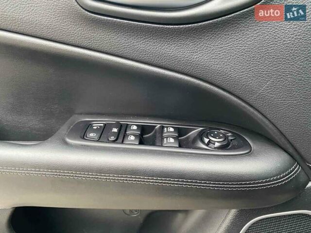 Серый Джип Компас, объемом двигателя 2.36 л и пробегом 201 тыс. км за 15499 $, фото 37 на Automoto.ua