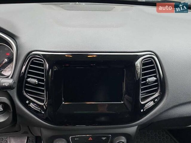 Серый Джип Компас, объемом двигателя 2.36 л и пробегом 201 тыс. км за 15499 $, фото 52 на Automoto.ua