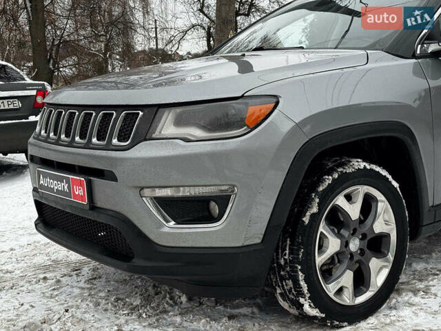 Сірий Джип Compass, об'ємом двигуна 2.4 л та пробігом 49 тис. км за 17990 $, фото 3 на Automoto.ua
