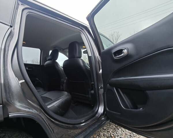 Серый Джип Компас, объемом двигателя 2.36 л и пробегом 124 тыс. км за 15755 $, фото 13 на Automoto.ua