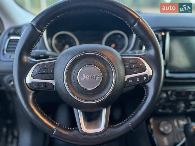 Сірий Джип Compass, об'ємом двигуна 2.36 л та пробігом 52 тис. км за 17000 $, фото 33 на Automoto.ua