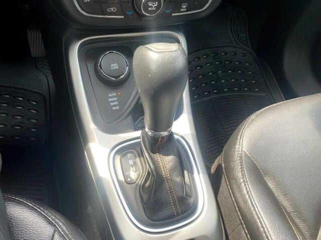 Сірий Джип Compass, об'ємом двигуна 2.4 л та пробігом 43 тис. км за 4500 $, фото 13 на Automoto.ua