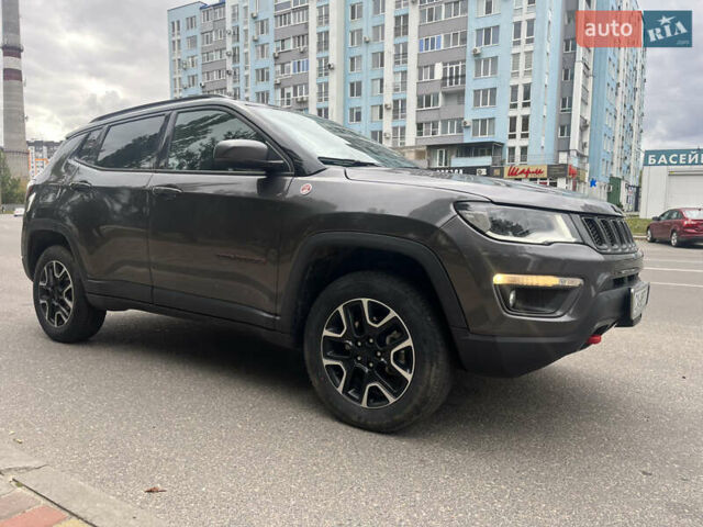 Серый Джип Компас, объемом двигателя 2.36 л и пробегом 42 тыс. км за 17500 $, фото 4 на Automoto.ua