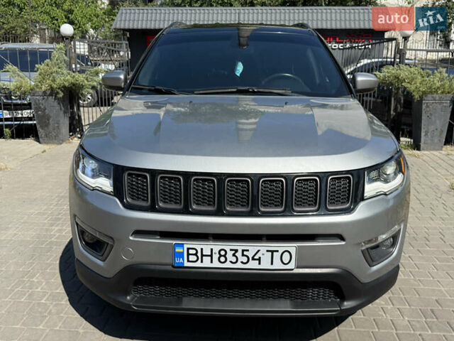 Серый Джип Компас, объемом двигателя 2.36 л и пробегом 80 тыс. км за 17500 $, фото 2 на Automoto.ua