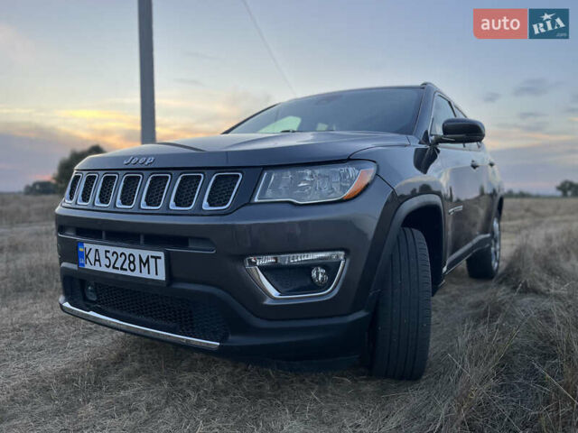 Сірий Джип Compass, об'ємом двигуна 2.36 л та пробігом 52 тис. км за 17000 $, фото 7 на Automoto.ua