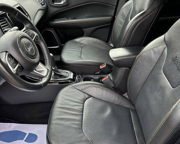 Серый Джип Компас, объемом двигателя 2.4 л и пробегом 110 тыс. км за 16900 $, фото 15 на Automoto.ua