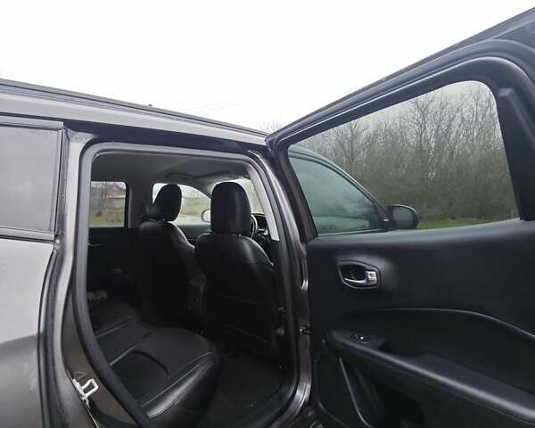 Серый Джип Компас, объемом двигателя 2.36 л и пробегом 124 тыс. км за 15755 $, фото 14 на Automoto.ua