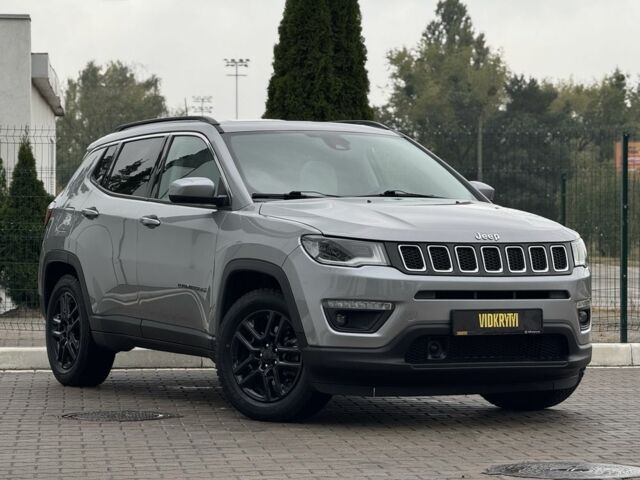 Сірий Джип Compass, об'ємом двигуна 2.4 л та пробігом 130 тис. км за 17350 $, фото 3 на Automoto.ua