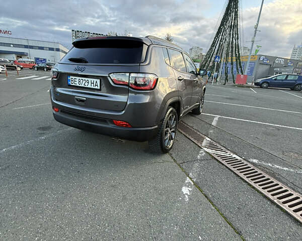 Серый Джип Компас, объемом двигателя 1.33 л и пробегом 76 тыс. км за 27999 $, фото 3 на Automoto.ua