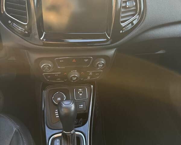 Серый Джип Компас, объемом двигателя 2.4 л и пробегом 54 тыс. км за 16500 $, фото 7 на Automoto.ua