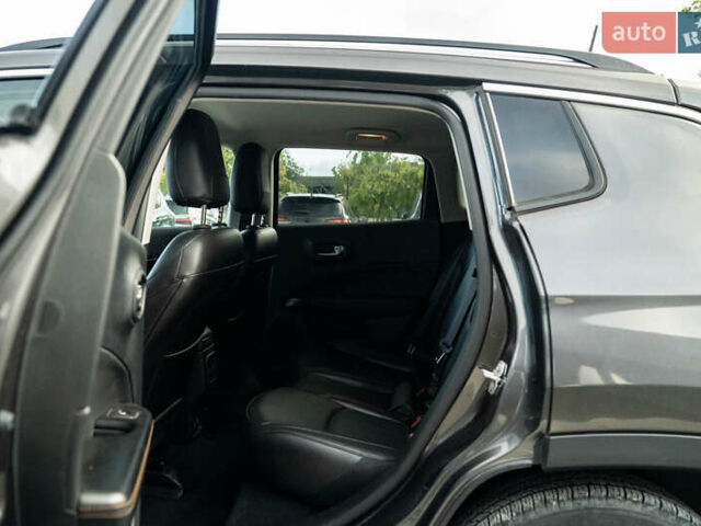 Серый Джип Компас, объемом двигателя 2.36 л и пробегом 108 тыс. км за 17900 $, фото 31 на Automoto.ua