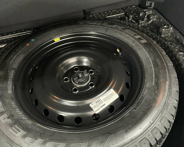 Сірий Джип Compass, об'ємом двигуна 2.4 л та пробігом 104 тис. км за 17900 $, фото 9 на Automoto.ua