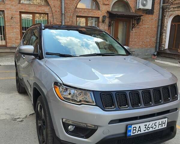 Серый Джип Компас, объемом двигателя 2.36 л и пробегом 71 тыс. км за 16950 $, фото 20 на Automoto.ua