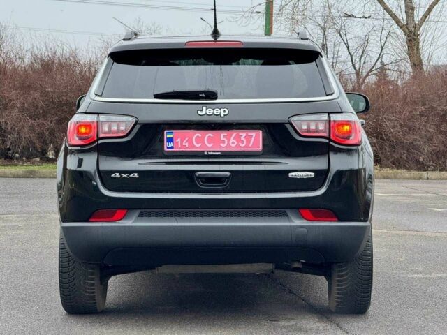 Серый Джип Компас, объемом двигателя 0 л и пробегом 60 тыс. км за 14100 $, фото 5 на Automoto.ua