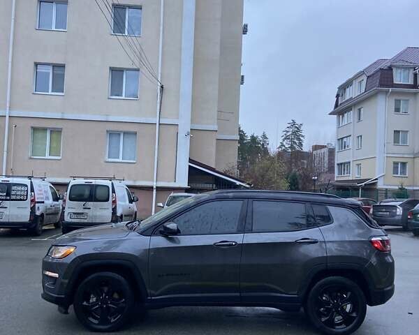 Сірий Джип Compass, об'ємом двигуна 2.36 л та пробігом 49 тис. км за 15500 $, фото 3 на Automoto.ua