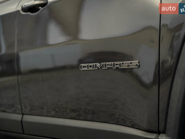 Серый Джип Компас, объемом двигателя 2.36 л и пробегом 108 тыс. км за 17900 $, фото 11 на Automoto.ua