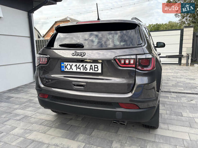 Серый Джип Компас, объемом двигателя 2.36 л и пробегом 20 тыс. км за 18000 $, фото 5 на Automoto.ua
