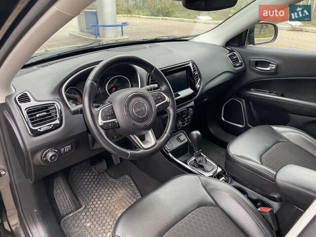 Серый Джип Компас, объемом двигателя 2.36 л и пробегом 201 тыс. км за 15499 $, фото 27 на Automoto.ua