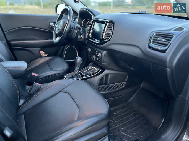 Сірий Джип Compass, об'ємом двигуна 2.36 л та пробігом 52 тис. км за 17000 $, фото 20 на Automoto.ua