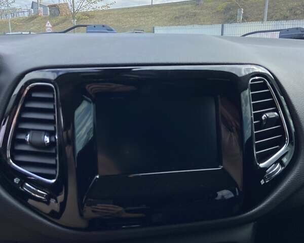 Сірий Джип Compass, об'ємом двигуна 2.36 л та пробігом 49 тис. км за 15500 $, фото 8 на Automoto.ua