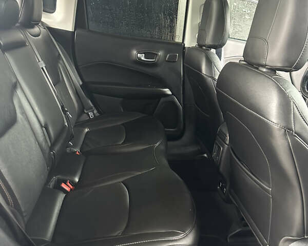 Серый Джип Компас, объемом двигателя 2.36 л и пробегом 80 тыс. км за 18800 $, фото 6 на Automoto.ua