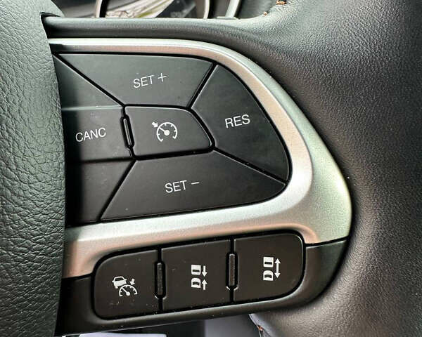 Серый Джип Компас, объемом двигателя 2.4 л и пробегом 110 тыс. км за 16900 $, фото 29 на Automoto.ua