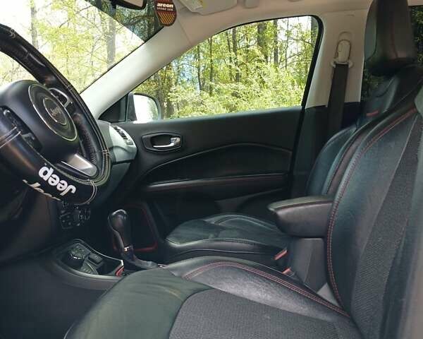 Серый Джип Компас, объемом двигателя 2.4 л и пробегом 130 тыс. км за 19500 $, фото 23 на Automoto.ua