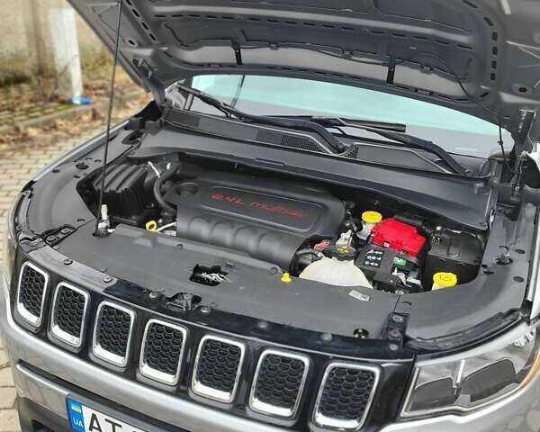 Серый Джип Компас, объемом двигателя 2.36 л и пробегом 130 тыс. км за 15500 $, фото 2 на Automoto.ua