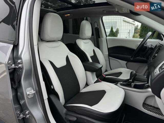 Серый Джип Компас, объемом двигателя 2.4 л и пробегом 130 тыс. км за 16950 $, фото 36 на Automoto.ua