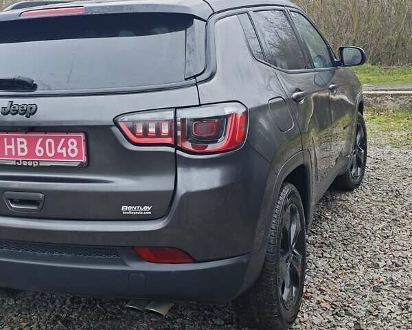 Серый Джип Компас, объемом двигателя 2.36 л и пробегом 124 тыс. км за 15755 $, фото 6 на Automoto.ua