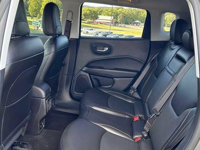 Сірий Джип Compass, об'ємом двигуна 2.4 л та пробігом 32 тис. км за 9900 $, фото 12 на Automoto.ua