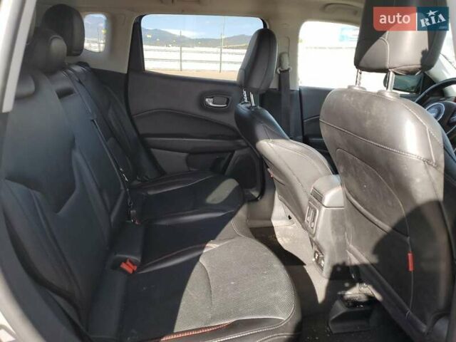 Сірий Джип Compass, об'ємом двигуна 2.4 л та пробігом 96 тис. км за 3100 $, фото 10 на Automoto.ua