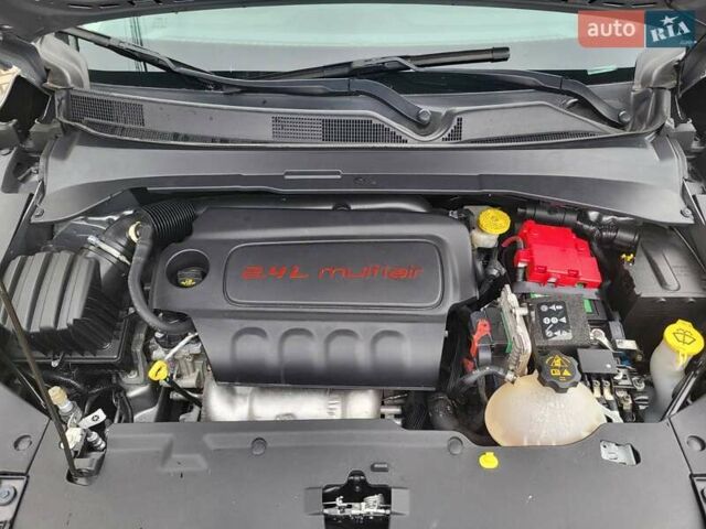 Серый Джип Компас, объемом двигателя 2.36 л и пробегом 130 тыс. км за 15500 $, фото 3 на Automoto.ua