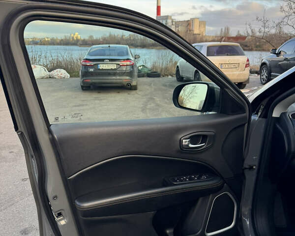 Сірий Джип Compass, об'ємом двигуна 2.36 л та пробігом 78 тис. км за 16700 $, фото 13 на Automoto.ua