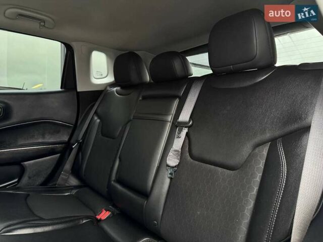 Сірий Джип Compass, об'ємом двигуна 2.36 л та пробігом 199 тис. км за 13900 $, фото 41 на Automoto.ua