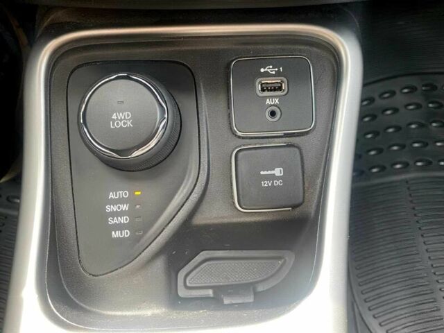 Сірий Джип Compass, об'ємом двигуна 2.4 л та пробігом 43 тис. км за 4500 $, фото 12 на Automoto.ua