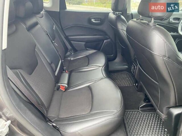 Серый Джип Компас, объемом двигателя 2.36 л и пробегом 201 тыс. км за 15499 $, фото 31 на Automoto.ua