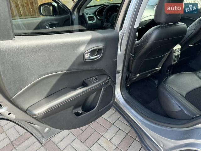 Серый Джип Компас, объемом двигателя 2.36 л и пробегом 133 тыс. км за 16450 $, фото 10 на Automoto.ua