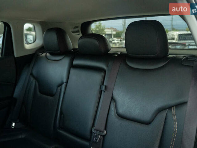 Серый Джип Компас, объемом двигателя 2.36 л и пробегом 108 тыс. км за 17900 $, фото 32 на Automoto.ua