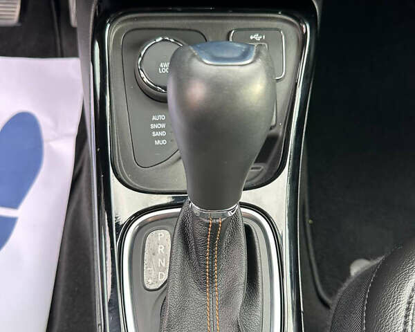 Серый Джип Компас, объемом двигателя 2.4 л и пробегом 110 тыс. км за 16900 $, фото 25 на Automoto.ua