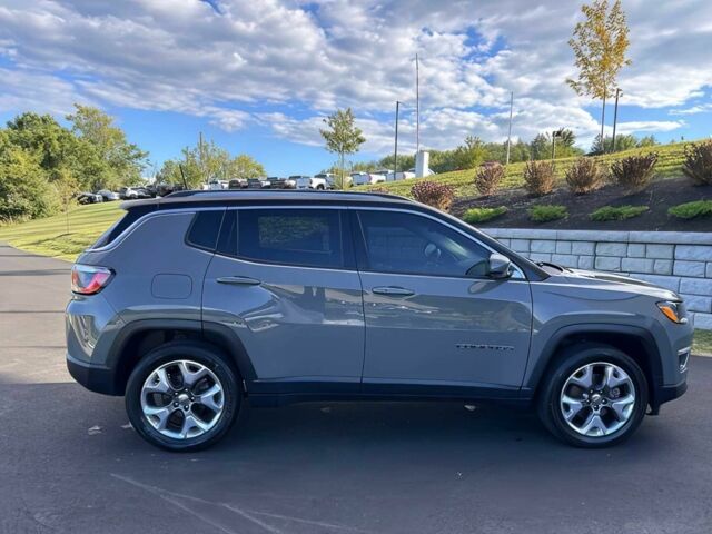 Сірий Джип Compass, об'ємом двигуна 2.4 л та пробігом 32 тис. км за 9900 $, фото 7 на Automoto.ua