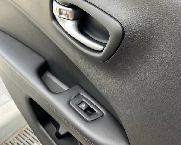 Сірий Джип Compass, об'ємом двигуна 2.36 л та пробігом 49 тис. км за 15500 $, фото 12 на Automoto.ua