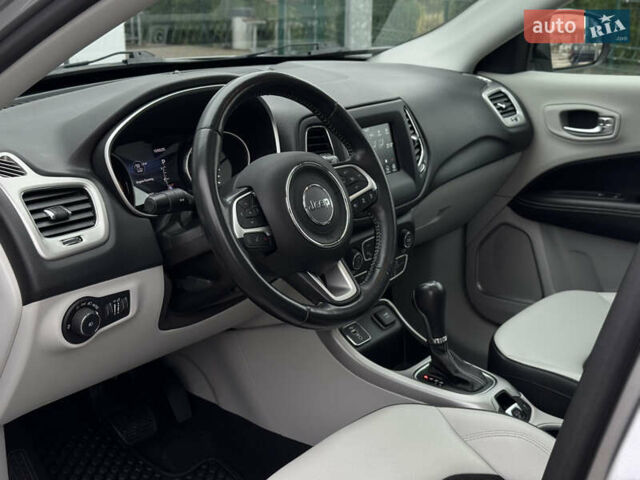Серый Джип Компас, объемом двигателя 2.4 л и пробегом 130 тыс. км за 17350 $, фото 27 на Automoto.ua